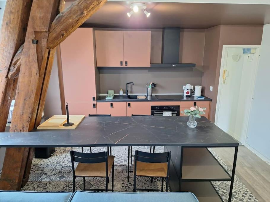 Lumineux T2 50 M2 - Hypercentre Besancon Appartement Buitenkant foto